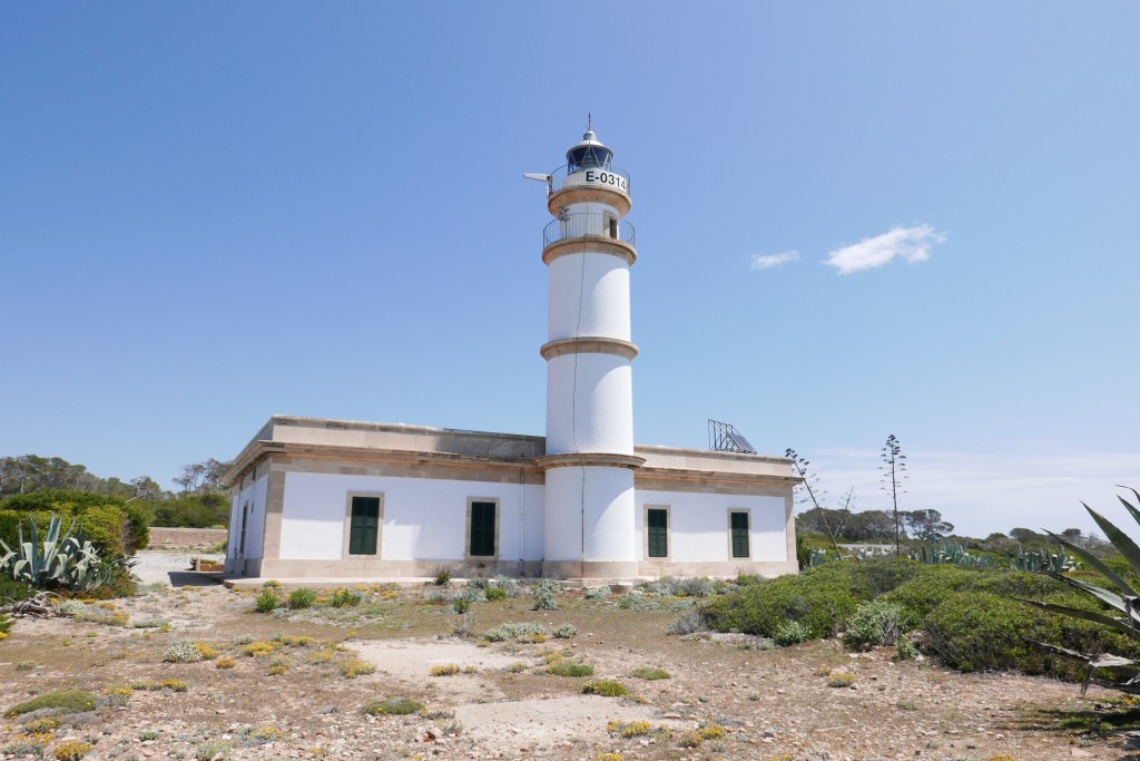 Lighthouse Cap Salinas